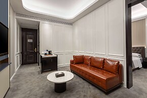 Ramada By Wyndham Yichang Riverside