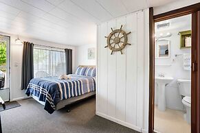 South Arm Retreats Standard Room 2