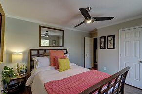 Spring Branch Haven - Cozy 3BR Oasis, Pet Friendly