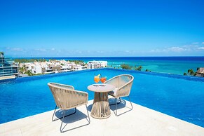 Marila - Luxury 3 BR - Ocean View & Pool