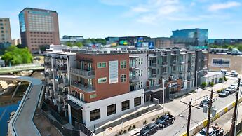 Placemakr Downtown Austin