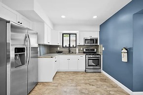 Stunning 3 Bd Pool House w Enchanting Water Views