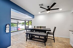 Stunning 3 Bd Pool House w Enchanting Water Views