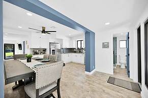 Stunning 3 Bd Pool House w Enchanting Water Views