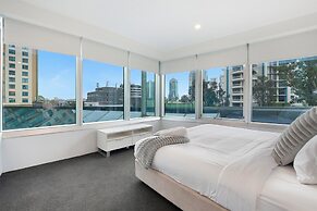 Private Q Tower Apartments - Wow Stay
