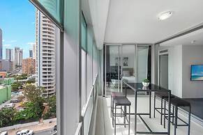 Private Q Tower Apartments - Wow Stay