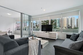 Private Q Tower Apartments - Wow Stay