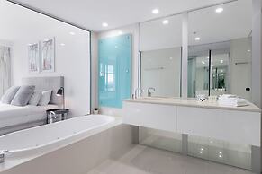 Private Q Tower Apartments - Wow Stay