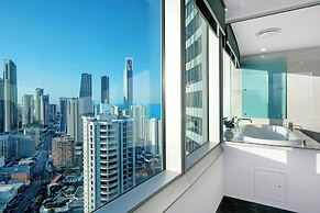 Private Q Tower Apartments - Wow Stay