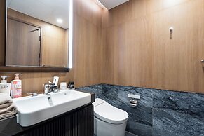 Lumiere Vacation By KVG Suite Apartment