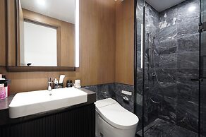 Lumiere Vacation By KVG Suite Apartment