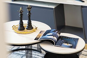 Lumiere Vacation By KVG Suite Apartment