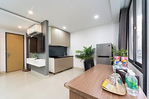 Golden Sun 3 Apartments