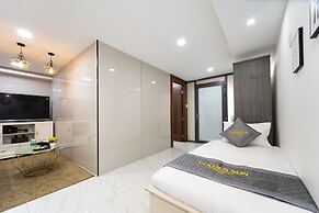 Golden Sun 3 Apartments