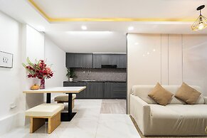 Golden Sun 3 Apartments