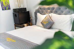 Golden Sun 3 Apartments