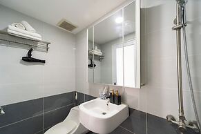 Golden Sun 3 Apartments