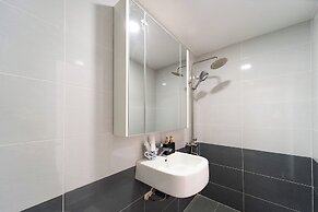 Golden Sun 3 Apartments