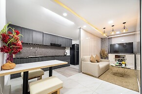 Golden Sun 3 Apartments