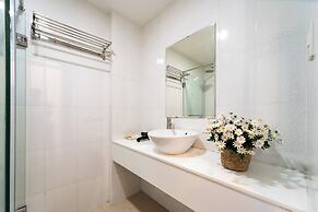 Golden Sun 3 Apartments