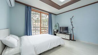 Taean Mongsanporangbadarang Shim Pension