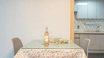 Taean Mongsanporangbadarang Shim Pension