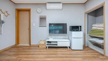 Taean Mongsanporangbadarang Shim Pension