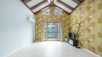 Taean Mongsanporangbadarang Shim Pension