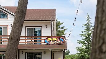 Taean Mongsanporangbadarang Shim Pension