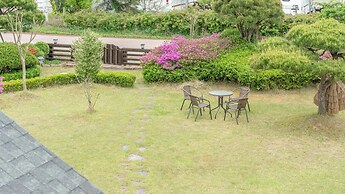 Taean Mongsanporangbadarang Shim Pension