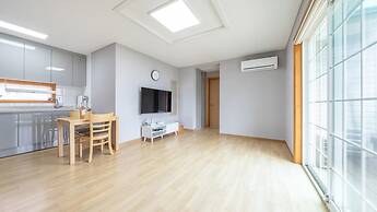 Taean Mongsanporangbadarang Shim Pension