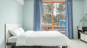 Taean Mongsanporangbadarang Shim Pension