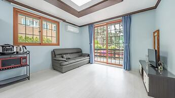 Taean Mongsanporangbadarang Shim Pension