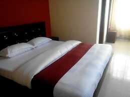 Goroomgo Crystal Inn Guwahati