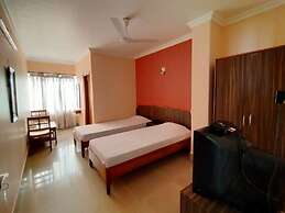 Goroomgo Crystal Inn Guwahati