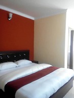 Goroomgo Crystal Inn Guwahati