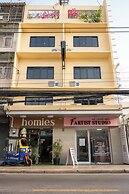 Homies Ratchada Hotel