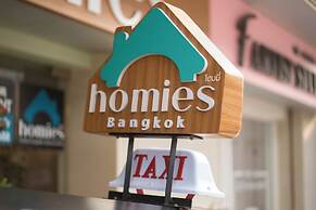 Homies Ratchada Hotel