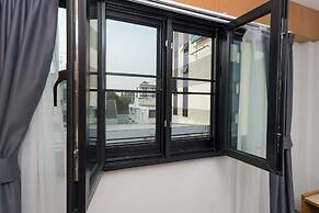 Homies Ratchada Hotel