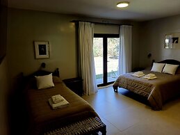 Hosteria La Angostura