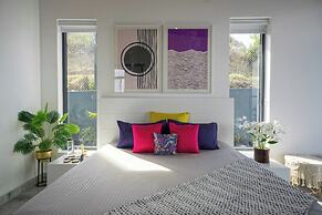 LaRiSa X Mountains & Martini Villa