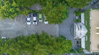 The target residence & resort