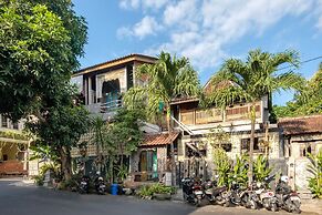 TwoSpaces Living at Bunga Desa Jimbaran