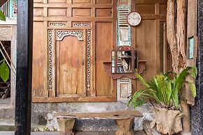 TwoSpaces Living at Bunga Desa Jimbaran