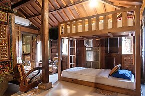 TwoSpaces Living at Bunga Desa Jimbaran