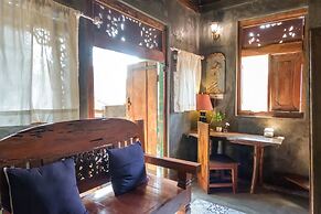 TwoSpaces Living at Bunga Desa Jimbaran