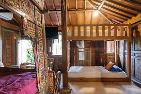 TwoSpaces Living at Bunga Desa Jimbaran