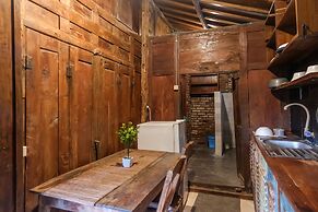 TwoSpaces Living at Bunga Desa Jimbaran