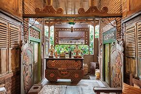 TwoSpaces Living at Bunga Desa Jimbaran