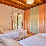 Utopia Beach Villa in Ionian Islands